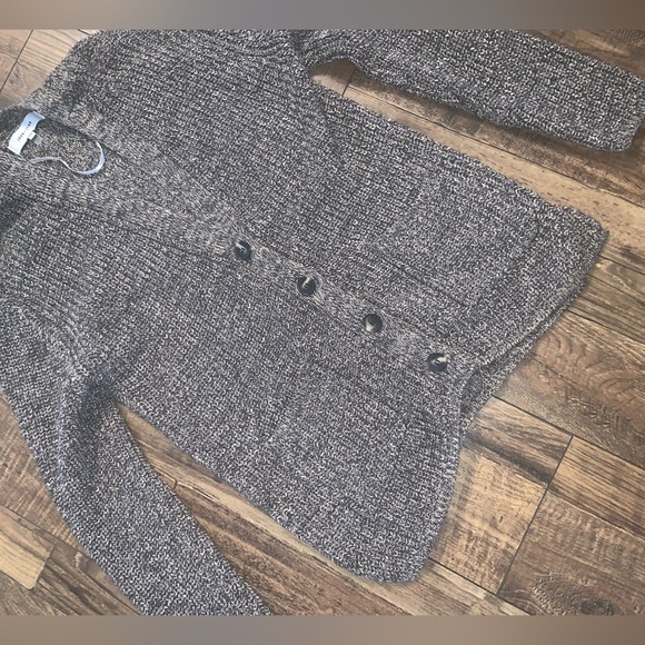 olive Knit Cardigan Sweater John + jenn revolve
cardigan fall casual knit $130 - Picture 4 of 6